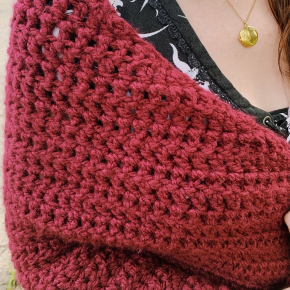 Thick Cozy Burgundy Crocheted Blanket Shawl Fall Winter Evening Shawl Handmade - Picture 8 of 10